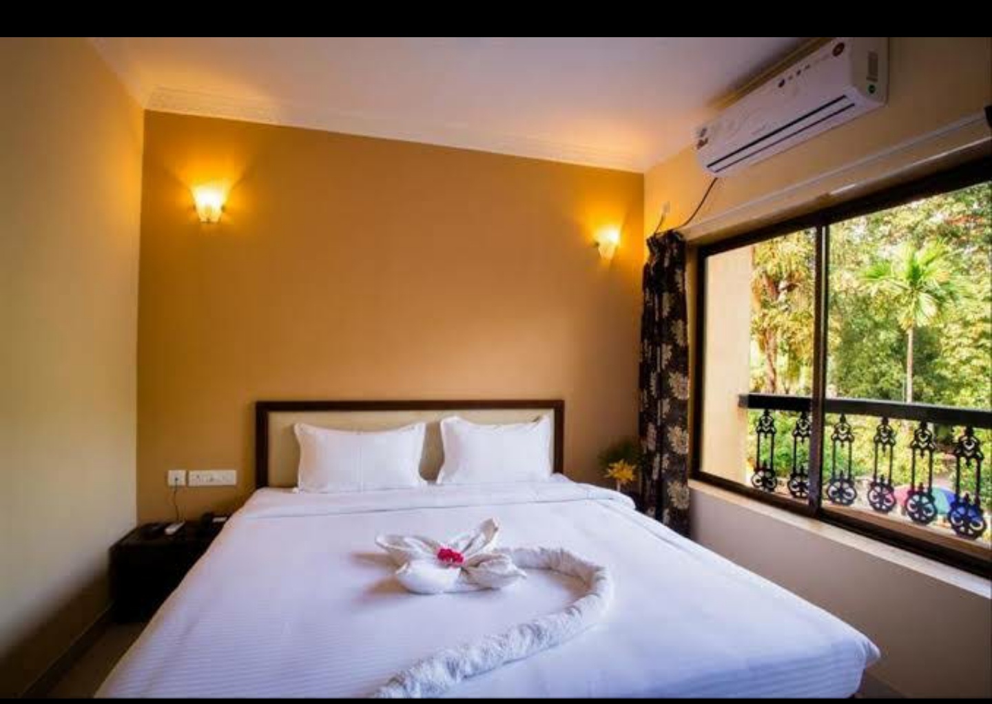 Superior room Rs4600